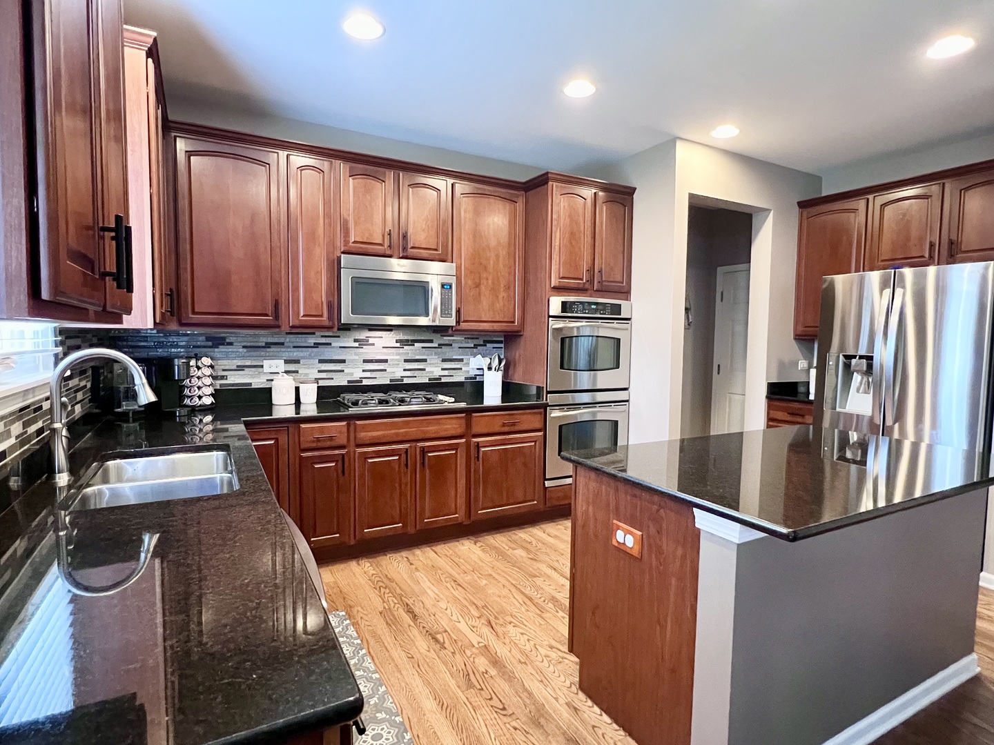 407 Post Oak Circle