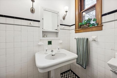 Tiny photo for 5309 S Greenwood Avenue, Chicago, IL 60615 (MLS # 12619053)