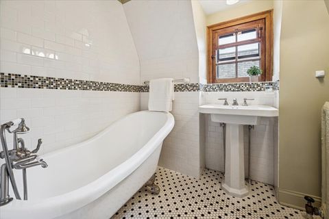 Tiny photo for 5309 S Greenwood Avenue, Chicago, IL 60615 (MLS # 12619053)