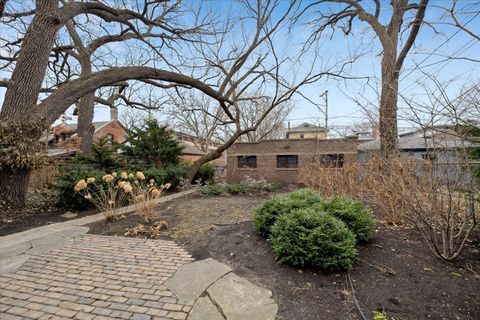 Tiny photo for 5309 S Greenwood Avenue, Chicago, IL 60615 (MLS # 12619053)