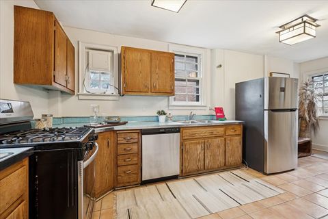 Tiny photo for 5309 S Greenwood Avenue, Chicago, IL 60615 (MLS # 12619053)