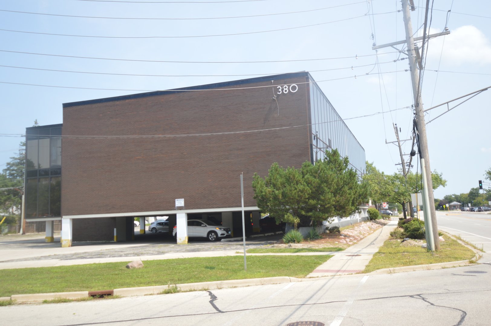 380 E Northwest Highway