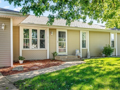 Tiny photo for 8523 Terrang Court, Machesney Park, IL 61115 (MLS # 12777597)