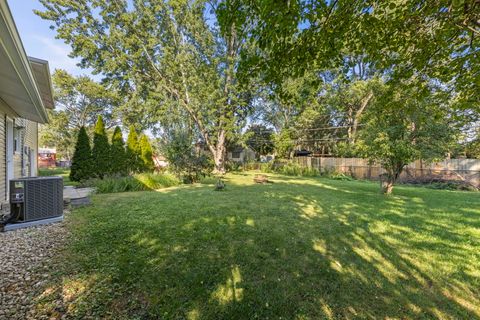 Tiny photo for 8119 Leawood Lane, Woodridge, IL 60517 (MLS # 12471281)