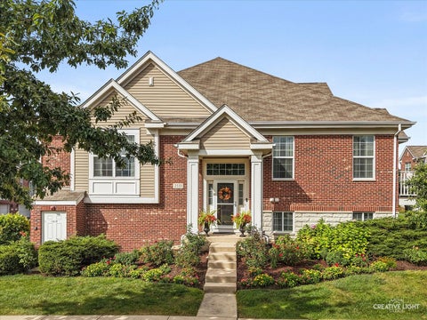 Photo of 2533 Dunraven Avenue, Naperville, IL 60540 (MLS # 12764613)