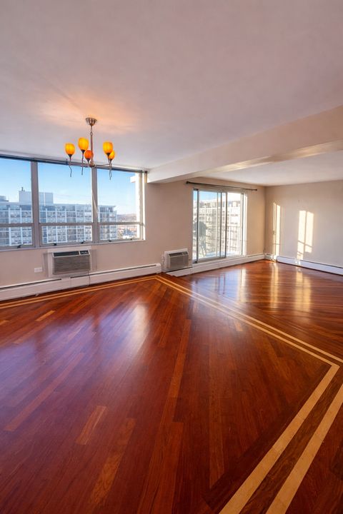 Tiny photo for Niles, IL 60714 (MLS # 12593322)