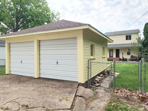 Tiny photo for 2810 Middle Road, Davenport, IA 52803 (MLS # 12646774)
