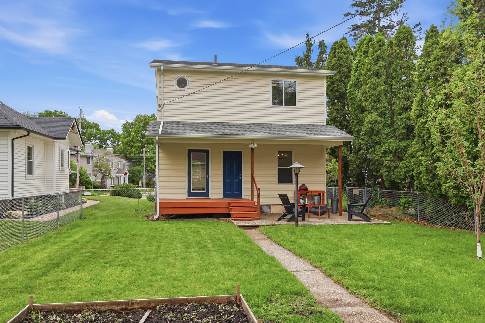 2810 Middle Road