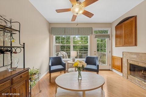 Tiny photo for 6262 Edgebrook Lane E, Indian Head Park, IL 60525 (MLS # 12468466)