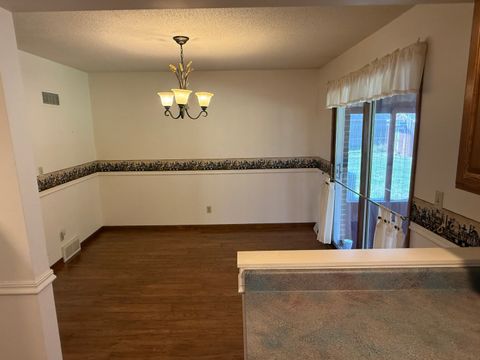 Tiny photo for 5514 S Forester Drive, Rochelle, IL 61068 (MLS # 12485178)