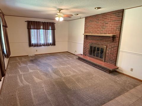 Tiny photo for 5514 S Forester Drive, Rochelle, IL 61068 (MLS # 12485178)