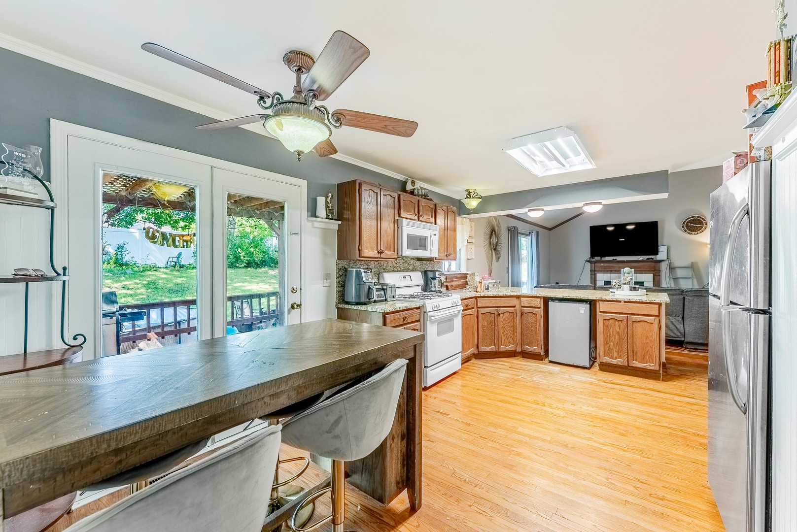 29 N Walnut Court