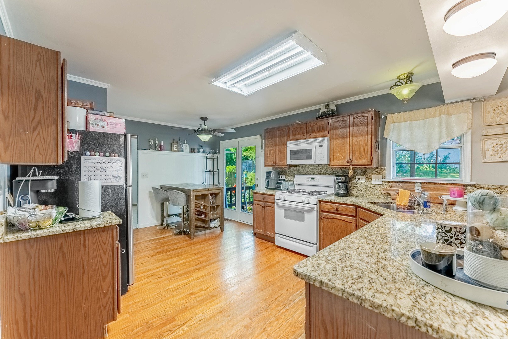 29 N Walnut Court