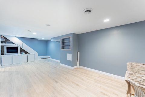 Tiny photo for 29 N Walnut Court, Streamwood, IL 60107 (MLS # 12426250)
