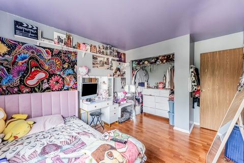 Tiny photo for 29 N Walnut Court, Streamwood, IL 60107 (MLS # 12426250)