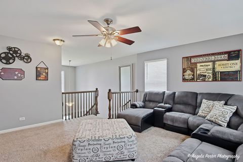 Tiny photo for 1417 Newport Circle, Pingree Grove, IL 60140 (MLS # 12634072)