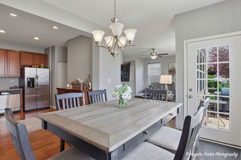 Tiny photo for 1417 Newport Circle, Pingree Grove, IL 60140 (MLS # 12634072)