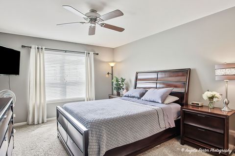 Tiny photo for 1417 Newport Circle, Pingree Grove, IL 60140 (MLS # 12634072)