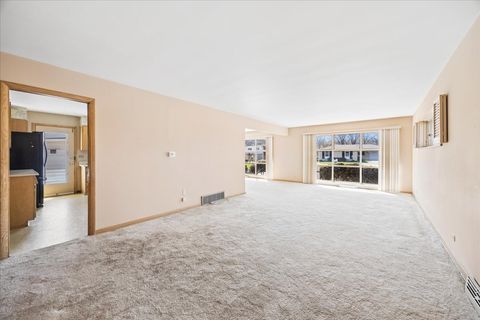 Tiny photo for 10406 Preston Street, Westchester, IL 60154 (MLS # 12604662)