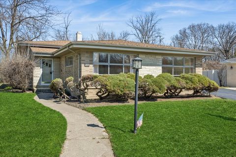 Tiny photo for 10406 Preston Street, Westchester, IL 60154 (MLS # 12604662)