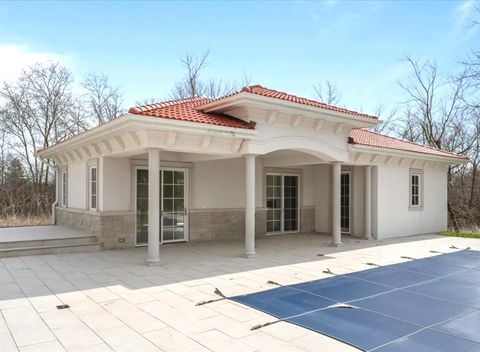 Tiny photo for 2665 Bentley Road, Highland Park, IL 60035 (MLS # 12617246)