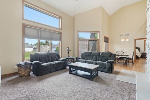 Tiny photo for 408 Siesta Drive, New Lenox, IL 60451 (MLS # 12657189)