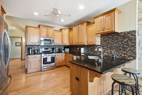 Tiny photo for 408 Siesta Drive, New Lenox, IL 60451 (MLS # 12657189)