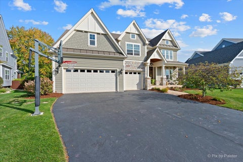 Tiny photo for 820 Waterford Cut, Crystal Lake, IL 60014 (MLS # 12794605)