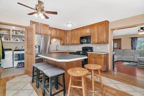 Tiny photo for 743 Westwind Drive, Bolingbrook, IL 60440 (MLS # 12501307)