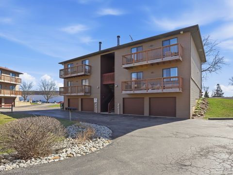 Tiny photo for 714 Division Street #G1-G2, South Elgin, IL 60177 (MLS # 12603950)