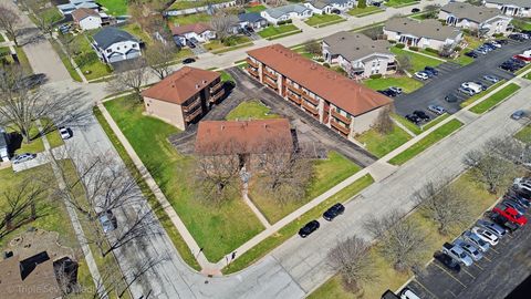 Tiny photo for 714 Division Street #G1-G2, South Elgin, IL 60177 (MLS # 12603950)