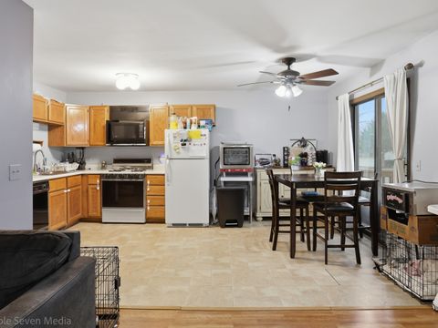 Tiny photo for 714 Division Street #G1-G2, South Elgin, IL 60177 (MLS # 12603950)