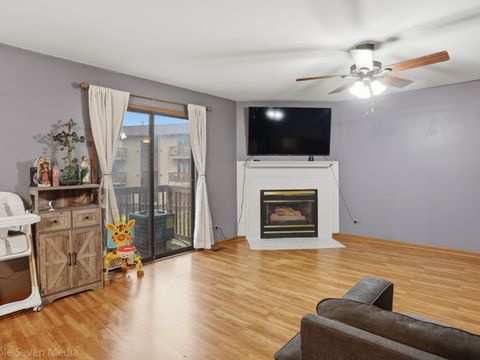 Tiny photo for 714 Division Street #G1-G2, South Elgin, IL 60177 (MLS # 12603950)