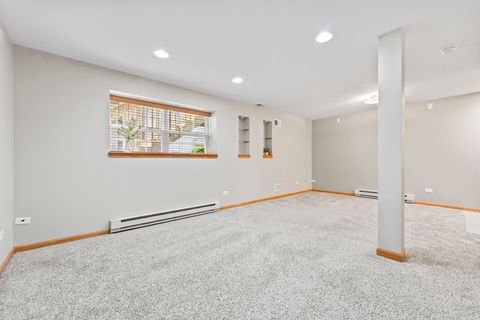 Tiny photo for 2822 Granite Court, Crystal Lake, IL 60012 (MLS # 12660592)
