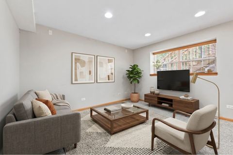 Tiny photo for 2822 Granite Court, Crystal Lake, IL 60012 (MLS # 12660592)
