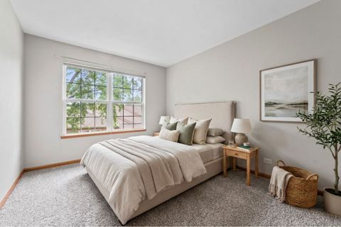 Tiny photo for 2822 Granite Court, Crystal Lake, IL 60012 (MLS # 12660592)