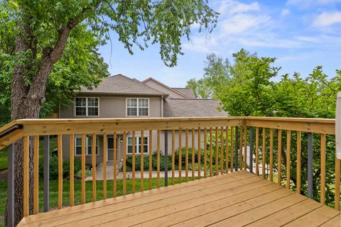 Tiny photo for 2822 Granite Court, Crystal Lake, IL 60012 (MLS # 12660592)