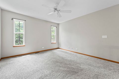 Tiny photo for 2822 Granite Court, Crystal Lake, IL 60012 (MLS # 12660592)
