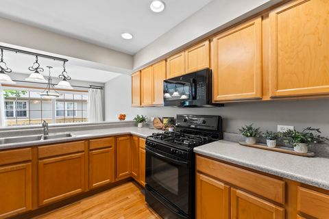 Tiny photo for 2822 Granite Court, Crystal Lake, IL 60012 (MLS # 12660592)