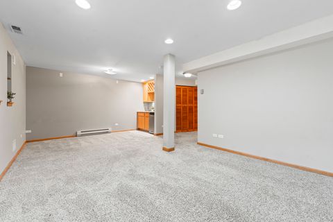 Tiny photo for 2822 Granite Court, Crystal Lake, IL 60012 (MLS # 12660592)