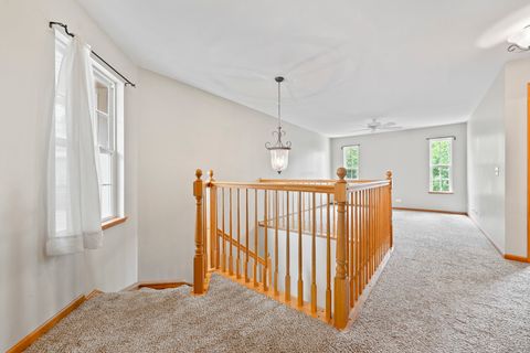 Tiny photo for 2822 Granite Court, Crystal Lake, IL 60012 (MLS # 12660592)