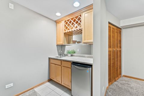 Tiny photo for 2822 Granite Court, Crystal Lake, IL 60012 (MLS # 12660592)