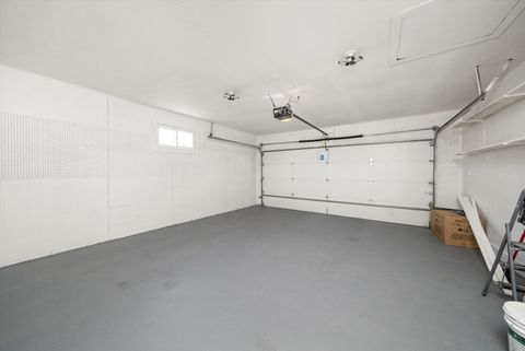 Tiny photo for 16465 Woodlawn East Avenue, South Holland, IL 60473 (MLS # 12487553)