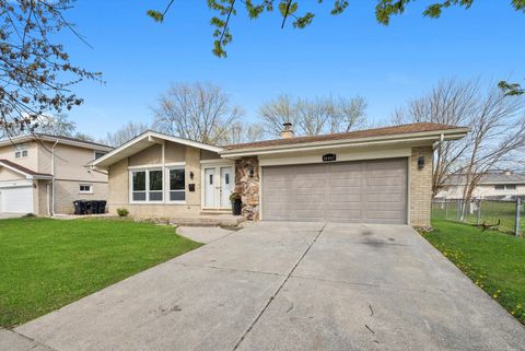 Photo of 16465 Woodlawn East Avenue, South Holland, IL 60473 (MLS # 12487553)