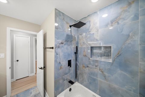Tiny photo for 16465 Woodlawn East Avenue, South Holland, IL 60473 (MLS # 12487553)