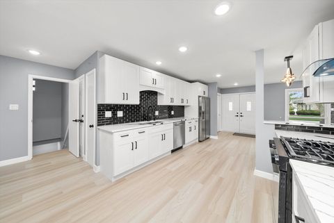 Tiny photo for 16465 Woodlawn East Avenue, South Holland, IL 60473 (MLS # 12487553)