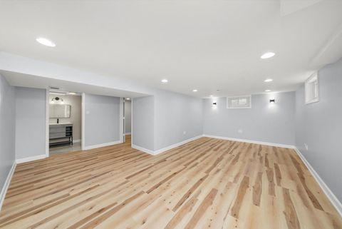 Tiny photo for 16465 Woodlawn East Avenue, South Holland, IL 60473 (MLS # 12487553)