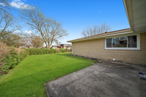 Tiny photo for 16465 Woodlawn East Avenue, South Holland, IL 60473 (MLS # 12487553)