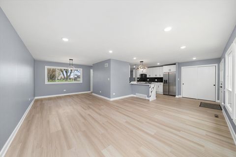 Tiny photo for 16465 Woodlawn East Avenue, South Holland, IL 60473 (MLS # 12487553)