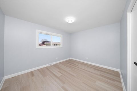 Tiny photo for 16465 Woodlawn East Avenue, South Holland, IL 60473 (MLS # 12487553)